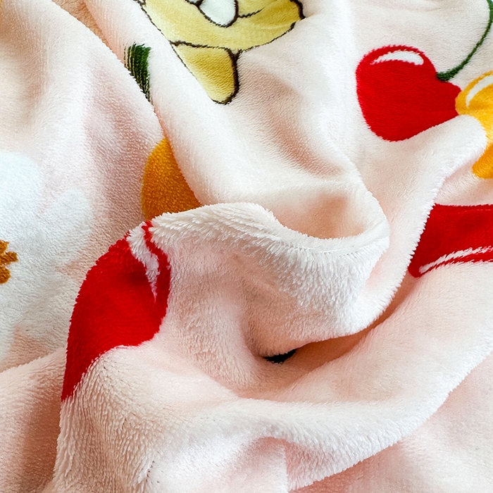 91家纺网 家纺一手货源 找家纺 欧喜璐 2023新款高克重牛奶绒四件套法莱绒金貂绒8.5斤加厚保暖-印花款 樱桃熊