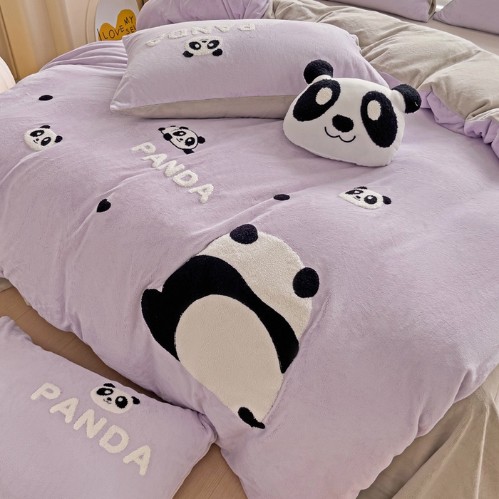 91家纺网 家纺一手货源 找家纺 娜娜 2023新款牛奶绒毛巾绣四件套 熊猫多多系列 熊猫多多-浅紫