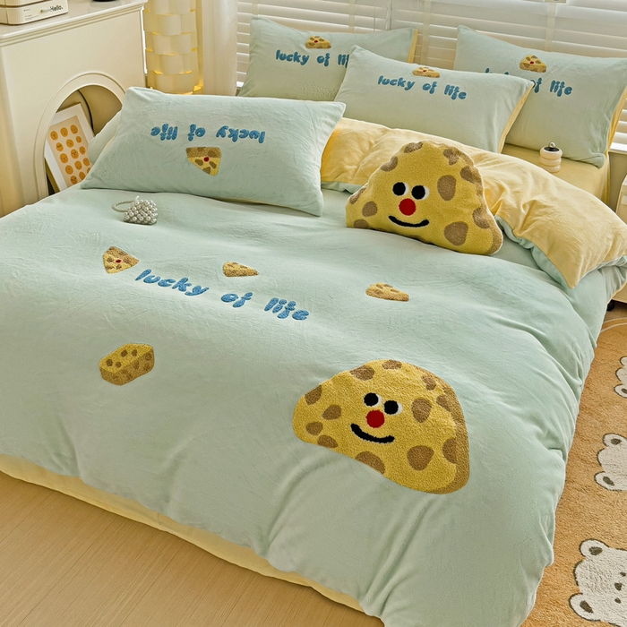 91家纺网 家纺一手货源 找家纺 娜娜 2023新款牛奶绒毛巾绣四件套 海绵宝宝系列 海绵宝宝-繁星蓝