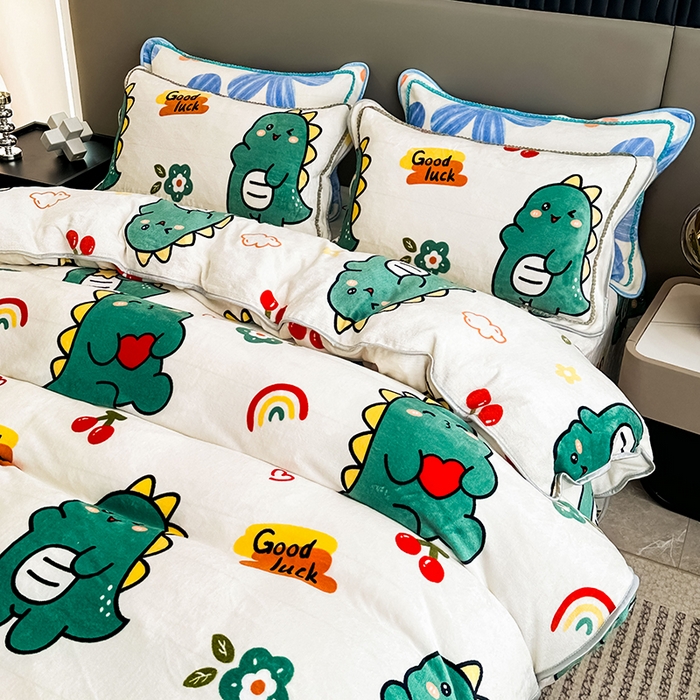 91家纺网 家纺一手货源 找家纺 欧喜璐 2023新款高克重牛奶绒四件套法莱绒金貂绒8.5斤加厚保暖-印花款 小恐龙