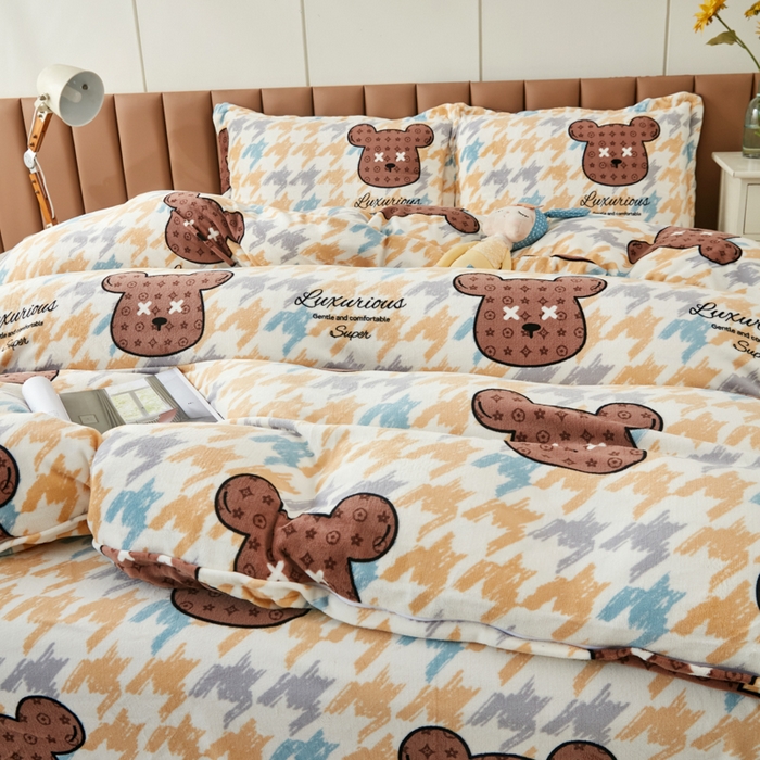 91家纺网 家纺一手货源 找家纺 乐居坊 2023新款高克重牛奶绒印花保暖四件套 潮流熊-可可