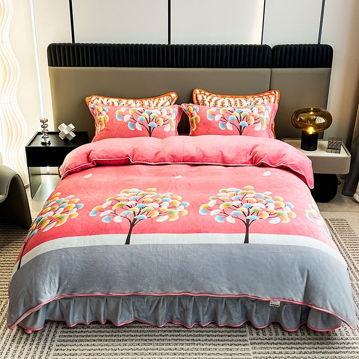 91家纺网 家纺一手货源 找家纺 欧喜璐 2023新款高克重牛奶绒四件套法莱绒金貂绒8.5斤加厚保暖-印花款 发财树