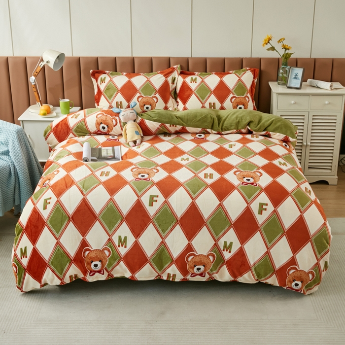 91家纺网 家纺一手货源 找家纺 乐居坊 2023新款高克重牛奶绒印花保暖四件套 山姆大叔-绿