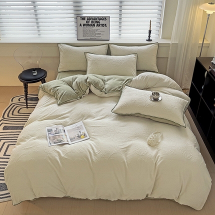 91家纺网 家纺一手货源 找家纺 慕澄 2023新款高克重贝壳边雕花绒四件套 雕花绒-白+绿