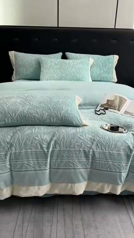 91家纺网 家纺一手货源 找家纺 宅家居 2023新款高奢加厚A类高克重浮雕花绒剪花烂花牛奶绒四件套 芳华-湖蓝