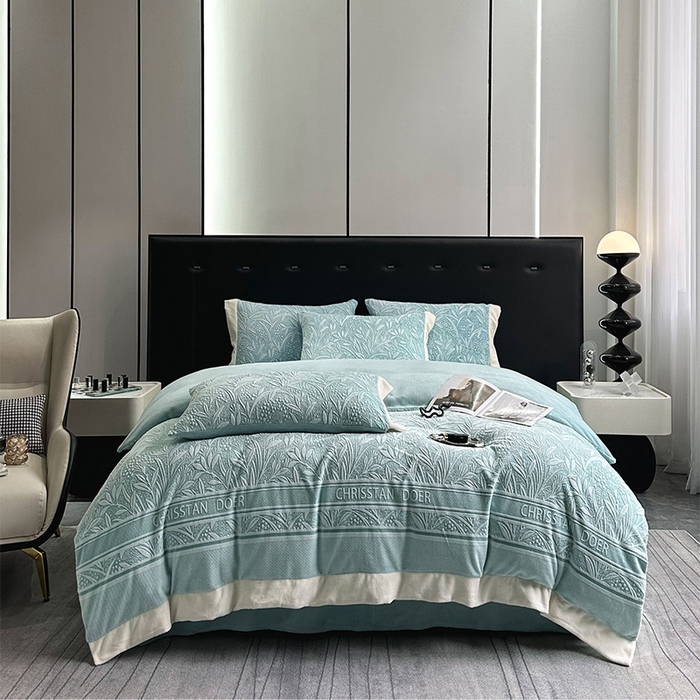 91家纺网 家纺一手货源 找家纺 宅家居 2023新款高奢加厚A类高克重浮雕花绒剪花烂花牛奶绒四件套 芳华-湖蓝