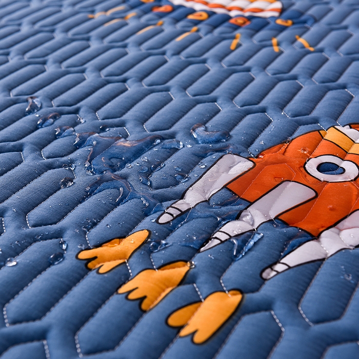 91家纺网 家纺一手货源 找家纺 床笠人家 2025新款A棉B绒-双面防水护理垫大床款 快乐宇航员