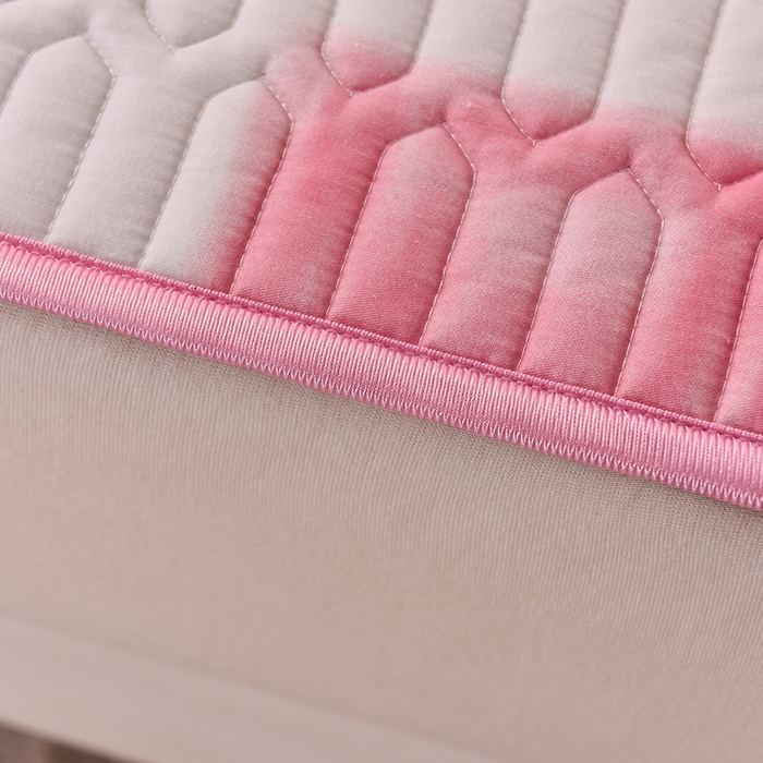 91家纺网 家纺一手货源 找家纺 （总）床笠人家 2025新款A棉B绒-双面防水护理垫大床款