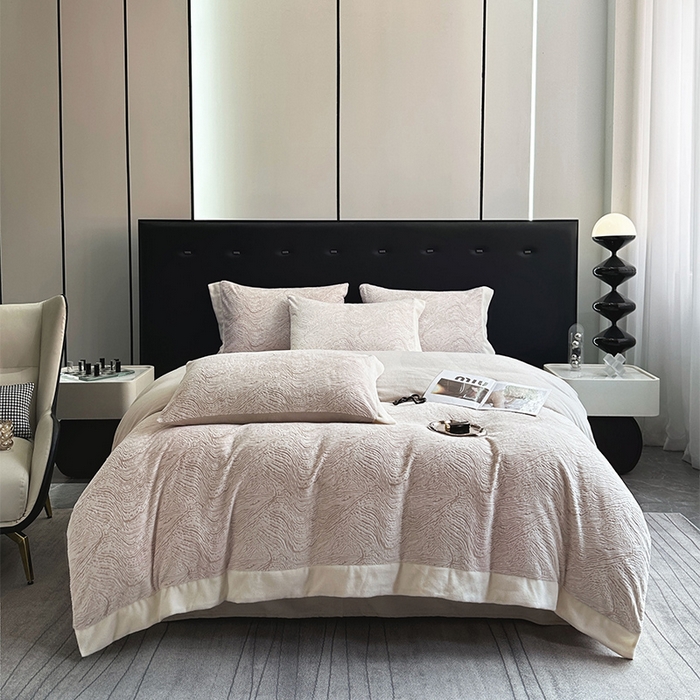 91家纺网 家纺一手货源 找家纺 宅家居 2023新款高奢加厚A类高克重浮雕花绒剪花烂花牛奶绒四件套 奈川-杏色