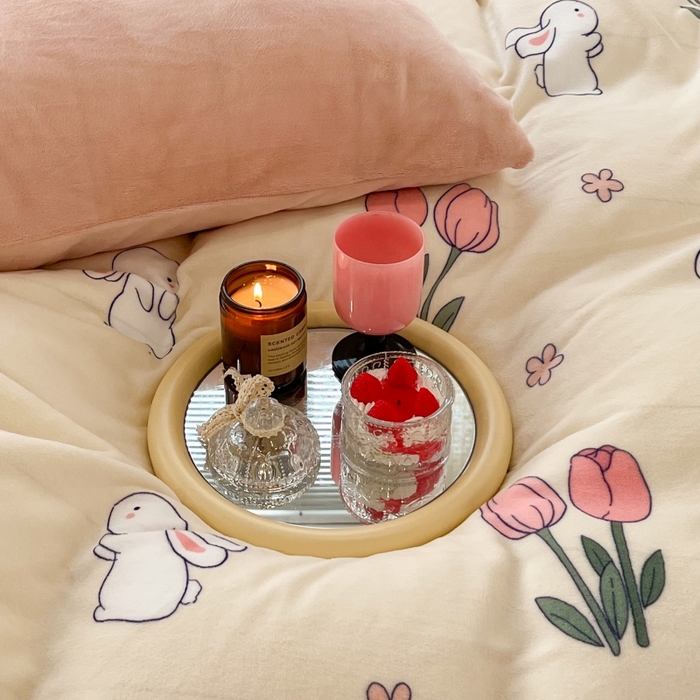 91家纺网 家纺一手货源 找家纺 昔可家纺 2023新款高克重印花牛奶绒小清新系列四件套 粉粉郁金兔