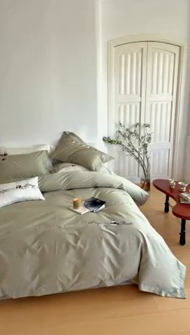 91家纺网 家纺一手货源 找家纺 沐白家居 2023长绒棉绣花四件套-奶熊起司 竹青绿