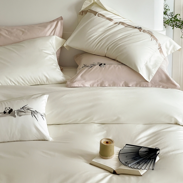 91家纺网 家纺一手货源 找家纺 沐白家居 2023长绒棉绣花四件套-奶熊起司 米白