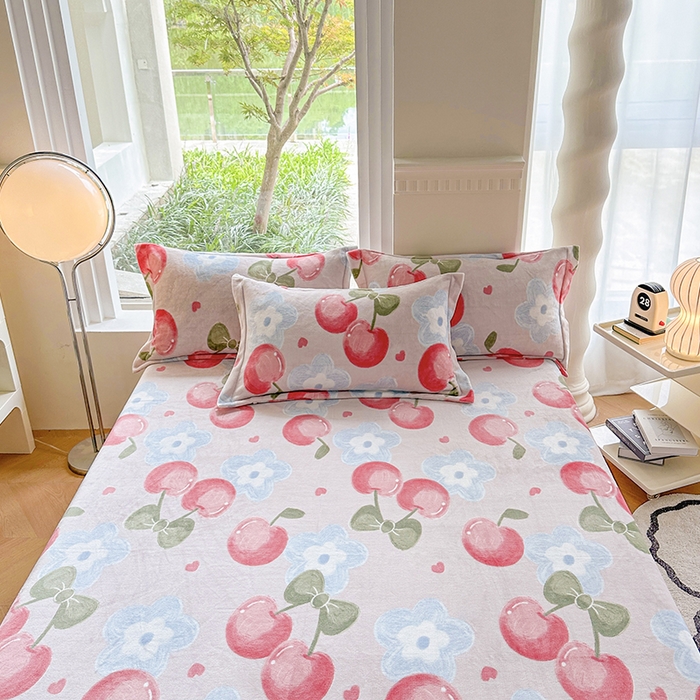 91家纺网 家纺一手货源 找家纺 胜权2024牛奶绒床单 樱桃世界