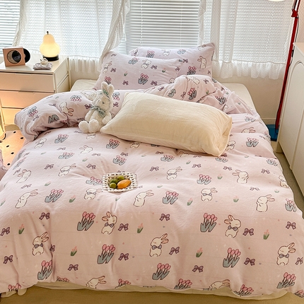 91家纺网 家纺一手货源 找家纺 （总）昔可家纺 2023新款高克重印花牛奶绒小清新系列四件套