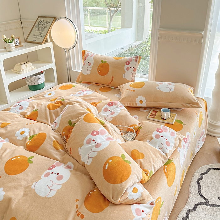 91家纺网 家纺一手货源 找家纺 2024秋冬新款牛奶绒单被套 兔兔派对