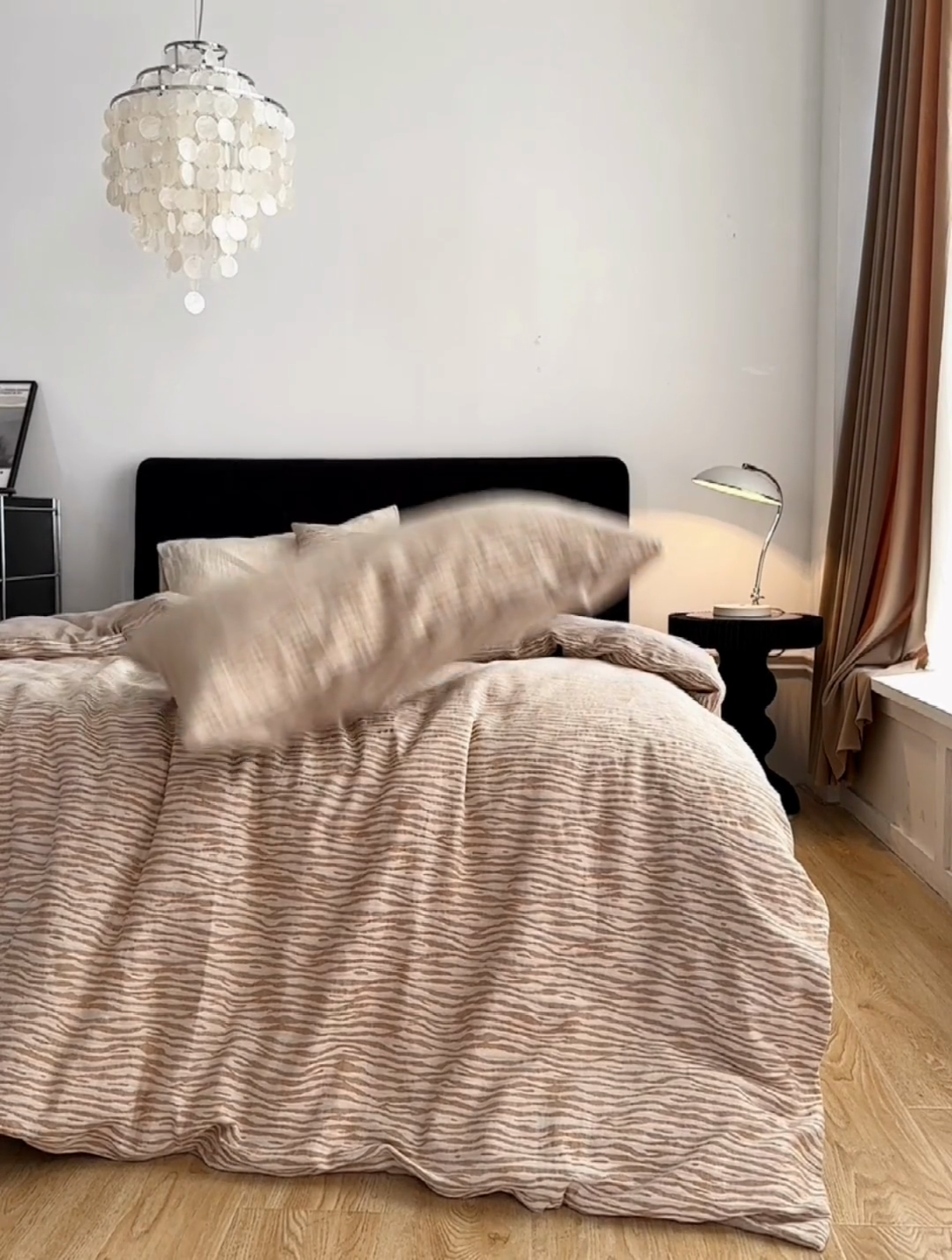 91家纺网 家纺一手货源 找家纺 安莱生活 2023新款色纺A类双层纱格纳及豹纹系列四件套 格纳