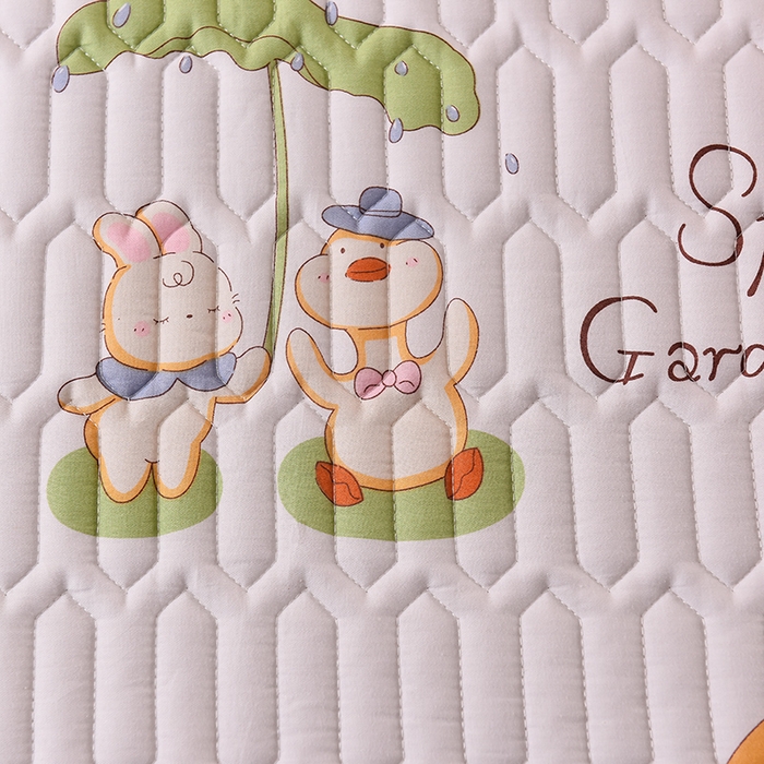 91家纺网 家纺一手货源 找家纺 床笠人家 2025新款A棉B绒-双面防水护理垫大床款 趣味乐园