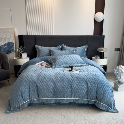 91家纺网 家纺一手货源 找家纺 （总）丝幔家纺 2025新款W牛奶雕花绒四件套