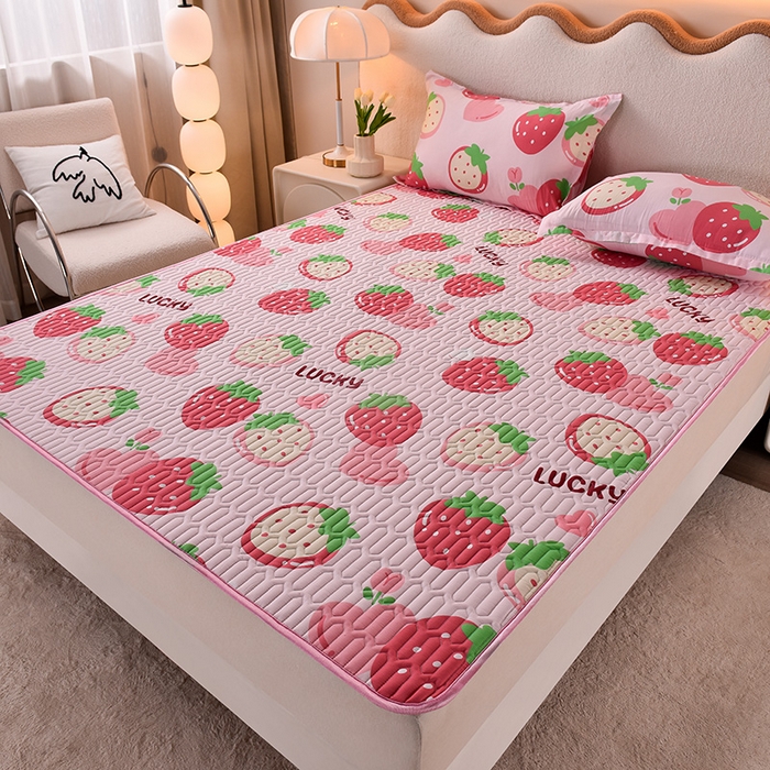 91家纺网 家纺一手货源 找家纺 床笠人家 2025新款A棉B绒-双面防水护理垫大床款 幸运草莓