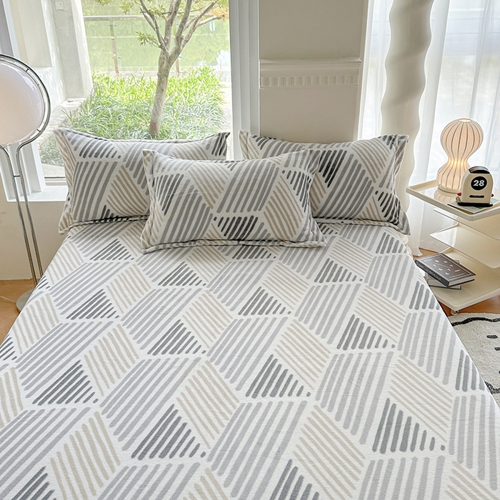 91家纺网 家纺一手货源 找家纺 2024秋冬新款牛奶绒单被套 柏拉图