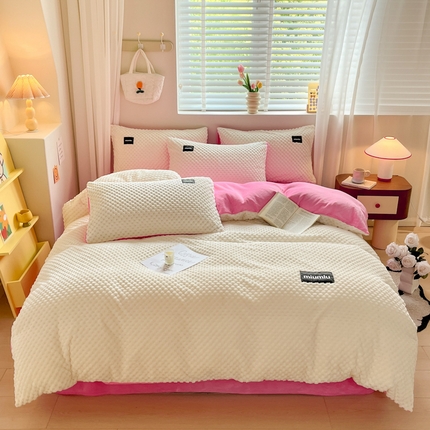 91家纺网 家纺一手货源 找家纺 （总）卡巴伦 2023新款A类高克重豆豆绒牛奶绒四件套-贴标款