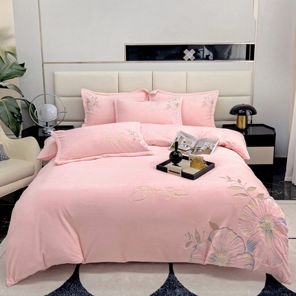 91家纺网 家纺一手货源 找家纺 （总）星尚家纺 2023新款全消光牛奶绒230g-花漾四件套