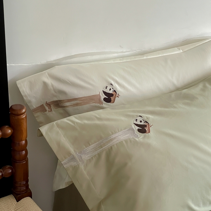 91家纺网 家纺一手货源 找家纺 沐白家居 2023长绒棉绣花四件套-奶熊起司 竹青绿