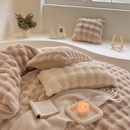 91家纺网 家纺一手货源 找家纺 （总）潘朵拉 2023新款ins小红书风爆款兔毛大泡泡四件套