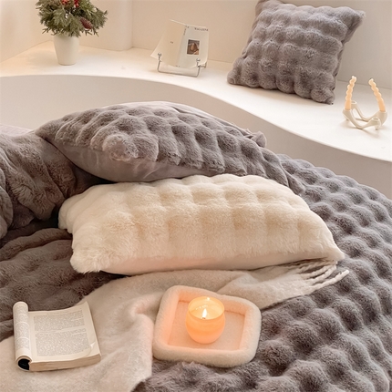 91家纺网 家纺一手货源 找家纺 （总）潘朵拉 2023新款ins小红书风爆款兔毛大泡泡四件套