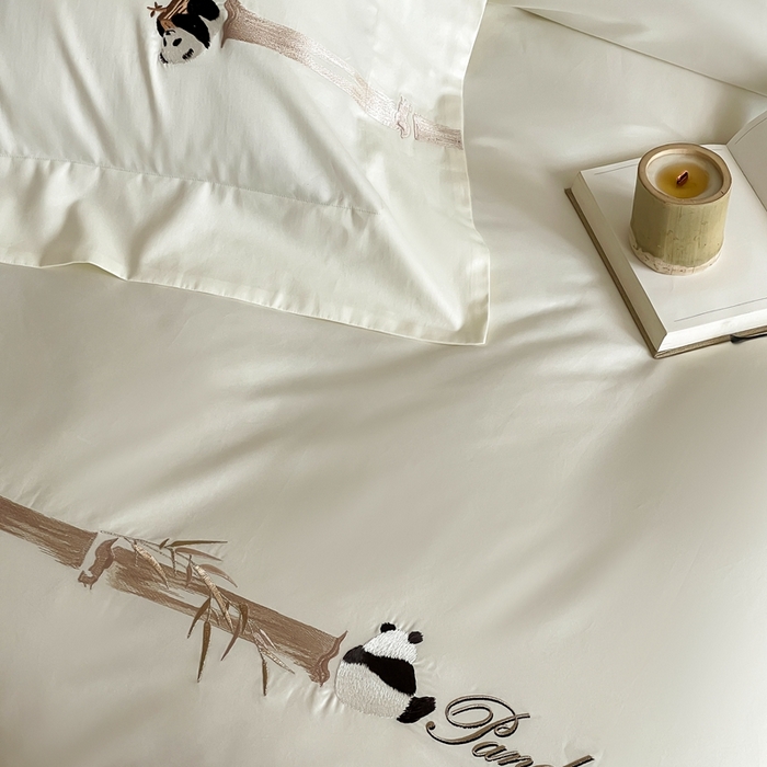 91家纺网 家纺一手货源 找家纺 沐白家居 2023长绒棉绣花四件套-奶熊起司 米白