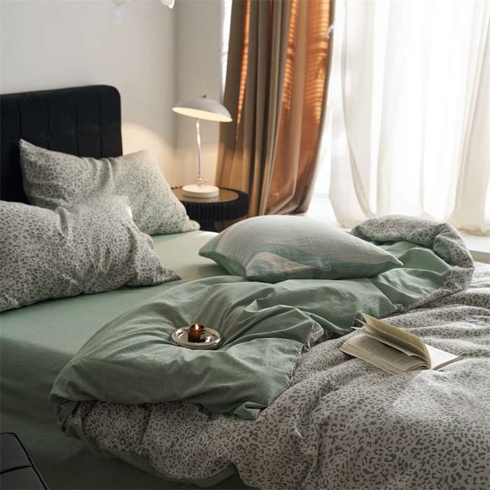 91家纺网 家纺一手货源 找家纺 （总）安莱生活 2023新款色纺A类双层纱格纳及豹纹系列四件套