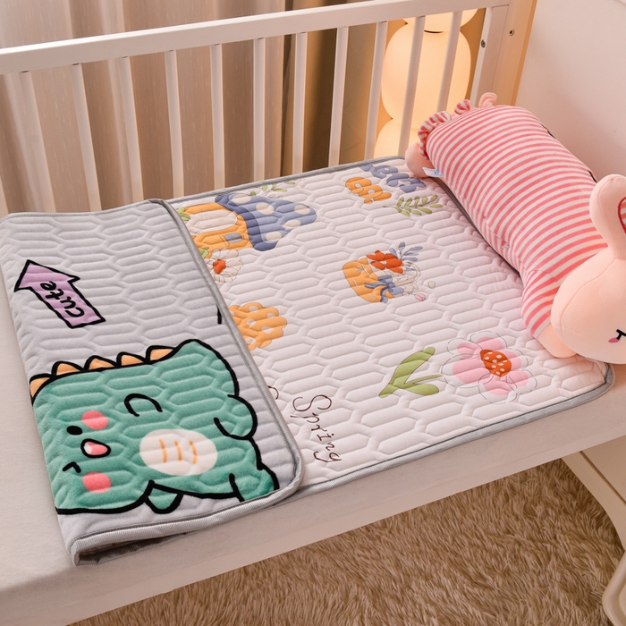 91家纺网 家纺一手货源 找家纺 床笠人家 2025新款A棉B绒-双面防水护理垫儿童床 趣味乐园