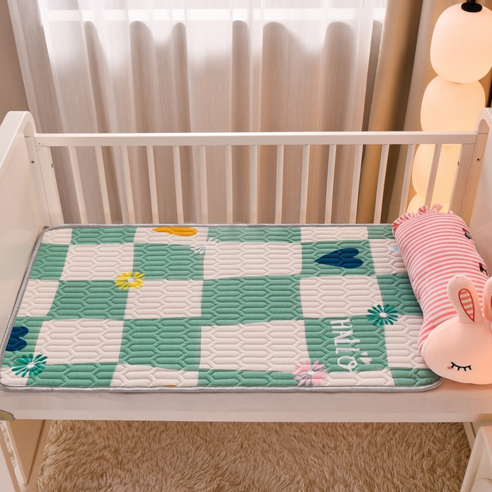 91家纺网 家纺一手货源 找家纺 床笠人家 2025新款A棉B绒-双面防水护理垫儿童床 唯一的爱