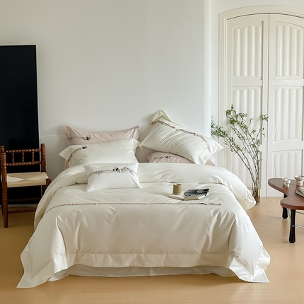 沐白家居 2023长绒棉绣花四件套-奶熊起司 米白