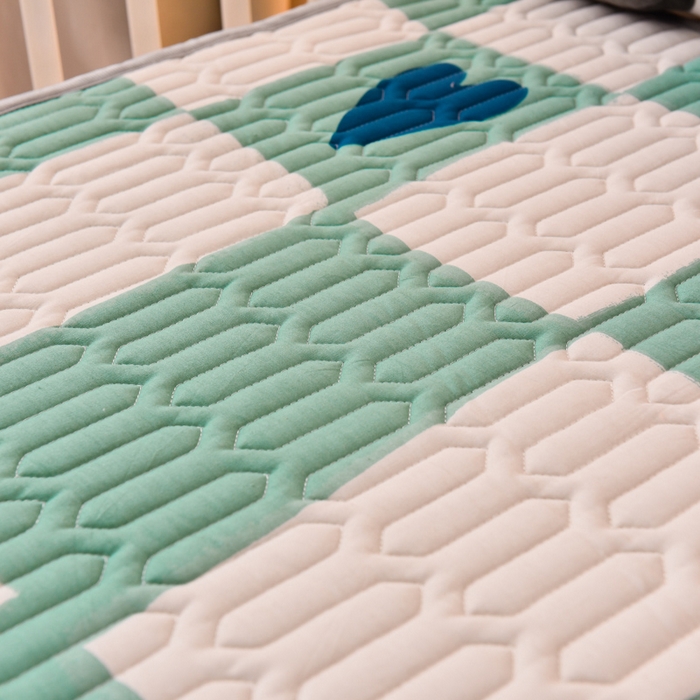 91家纺网 家纺一手货源 找家纺 床笠人家 2025新款A棉B绒-双面防水护理垫儿童床 唯一的爱