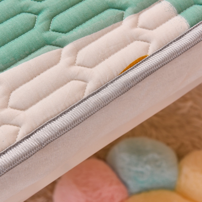 91家纺网 家纺一手货源 找家纺 床笠人家 2025新款A棉B绒-双面防水护理垫儿童床 唯一的爱