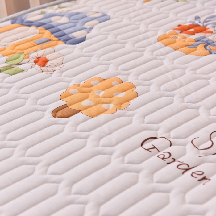 91家纺网 家纺一手货源 找家纺 床笠人家 2025新款A棉B绒-双面防水护理垫儿童床 趣味乐园
