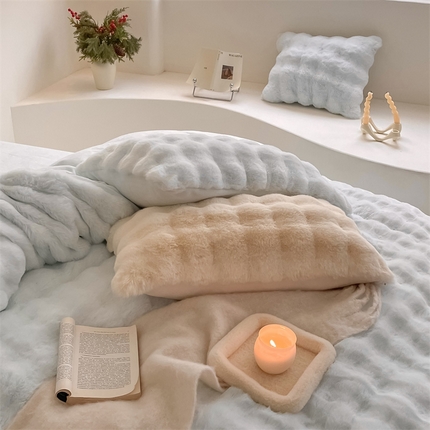 91家纺网 家纺一手货源 找家纺 （总）潘朵拉 2023新款ins小红书风爆款兔毛大泡泡四件套