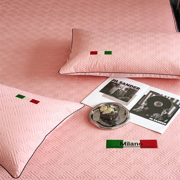 91家纺网 家纺一手货源 找家纺 八十八家纺2023新款大豆纤维夹棉床笠  浅粉玉