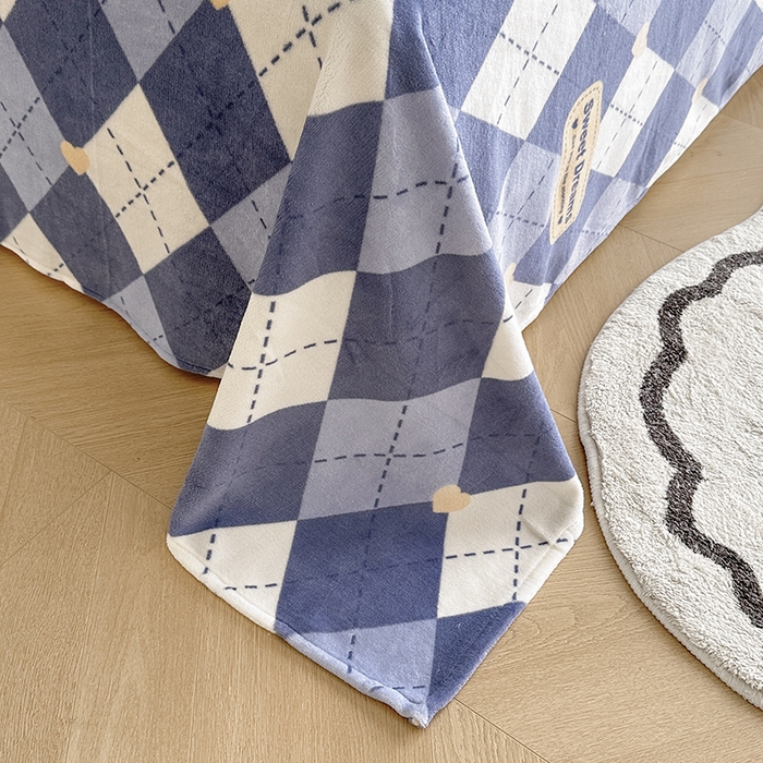 91家纺网 家纺一手货源 找家纺 胜权2024牛奶绒床单 英伦时光