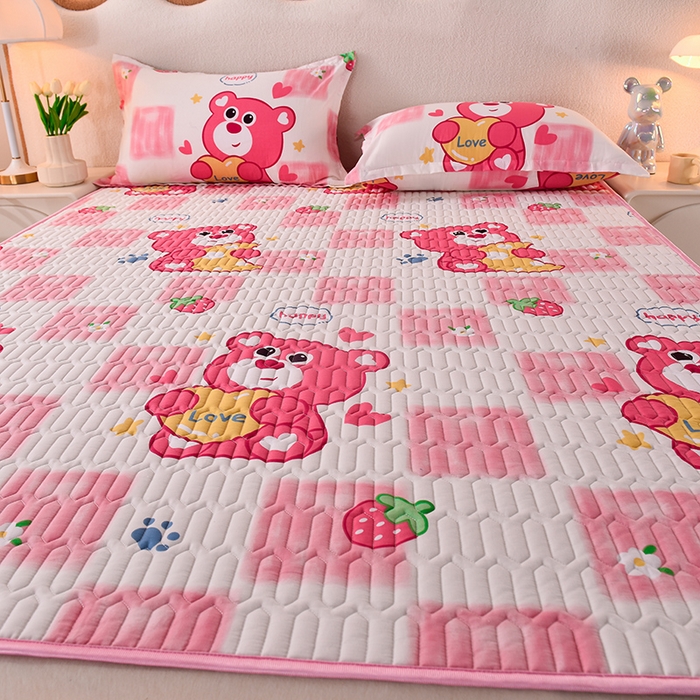 91家纺网 家纺一手货源 找家纺 床笠人家 2025新款A棉B绒-双面防水护理垫大床款 草莓熊