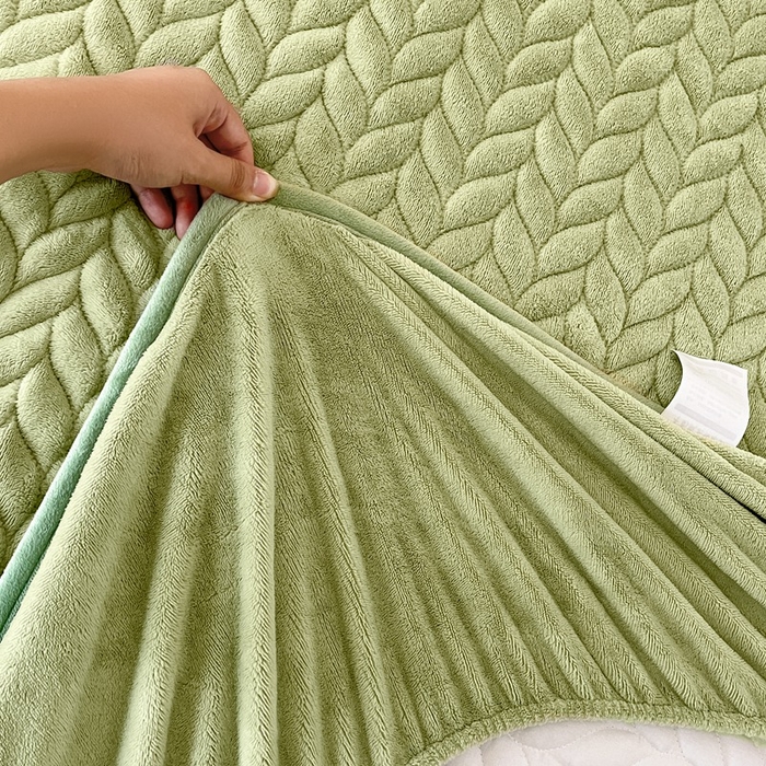 91家纺网 家纺一手货源 找家纺 欧邦 新款轻奢牛奶绒刺绣四件套 芥末绿