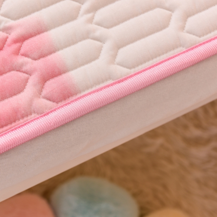 91家纺网 家纺一手货源 找家纺 （总）床笠人家 2025新款A棉B绒-双面防水护理垫儿童床