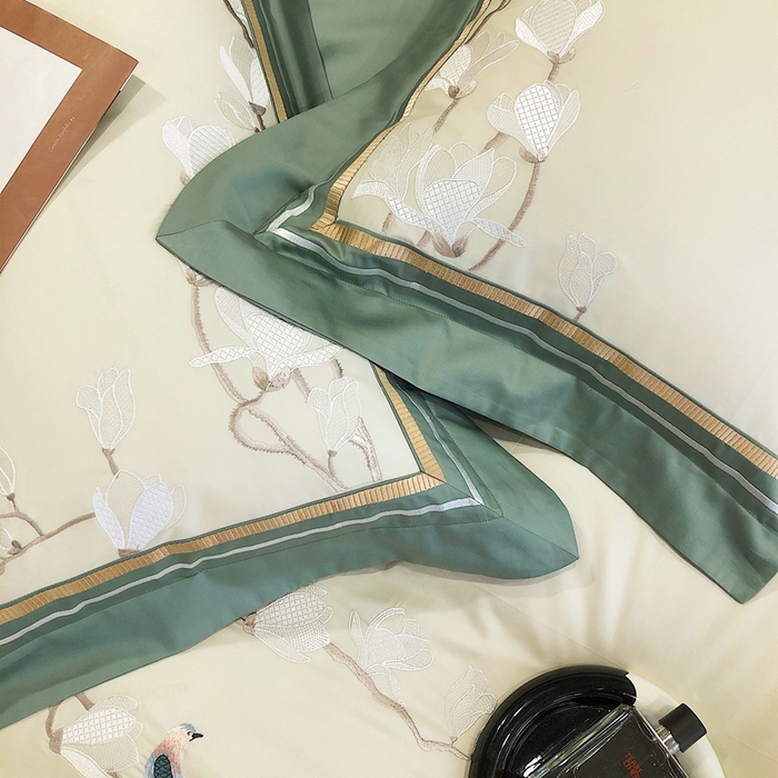 91家纺网 家纺一手货源 找家纺 沐白家居 2023长绒棉绣花四件套-花鸟山居 灰湖绿