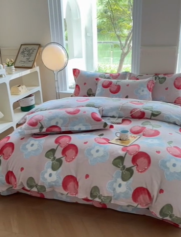 91家纺网 家纺一手货源 找家纺 胜权2024牛奶绒床单 樱桃世界