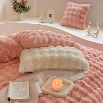 91家纺网 家纺一手货源 找家纺 （总）潘朵拉 2023新款ins小红书风爆款兔毛大泡泡四件套