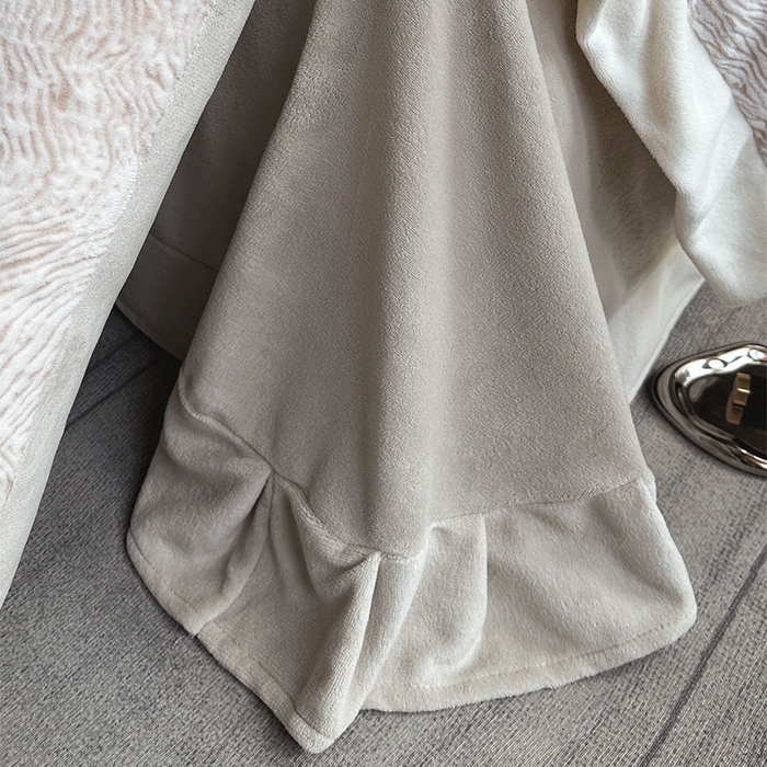 91家纺网 家纺一手货源 找家纺 宅家居 2023新款高奢加厚A类高克重浮雕花绒剪花烂花牛奶绒四件套 奈川-杏色