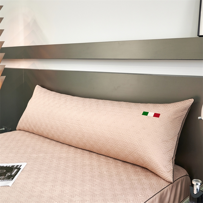 91家纺网 家纺一手货源 找家纺 八十八家纺2023新款大豆纤维夹棉床笠  香槟金