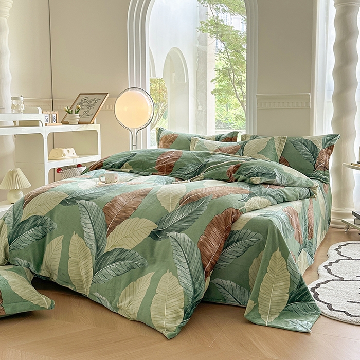 91家纺网 家纺一手货源 找家纺 2024秋冬新款牛奶绒单被套 莫奈