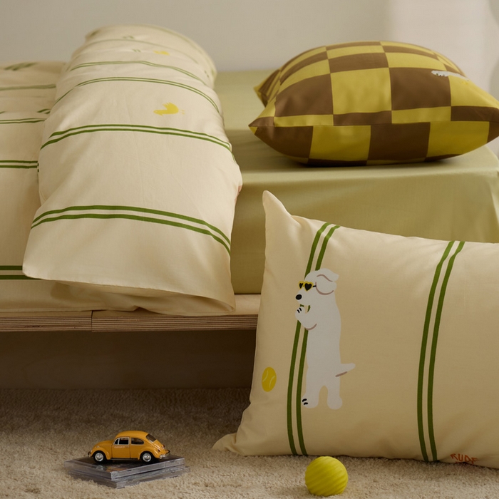 91家纺网 家纺一手货源 找家纺 雅居纺家纺 2023新款13070全棉混搭绣花款四件套 绿色条纹